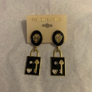 🔶3 FOR $8!!! Lock & Key Earrings